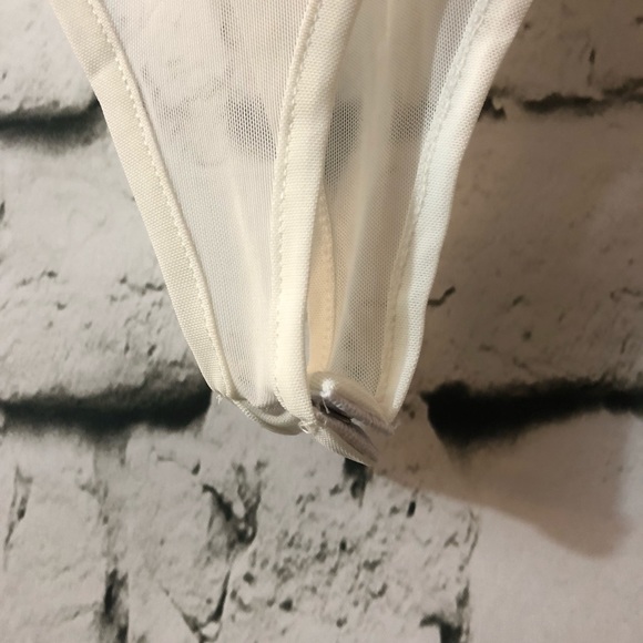 Forever 21 | White Sheer Surplice Bodysuit - Picture 5 of 6